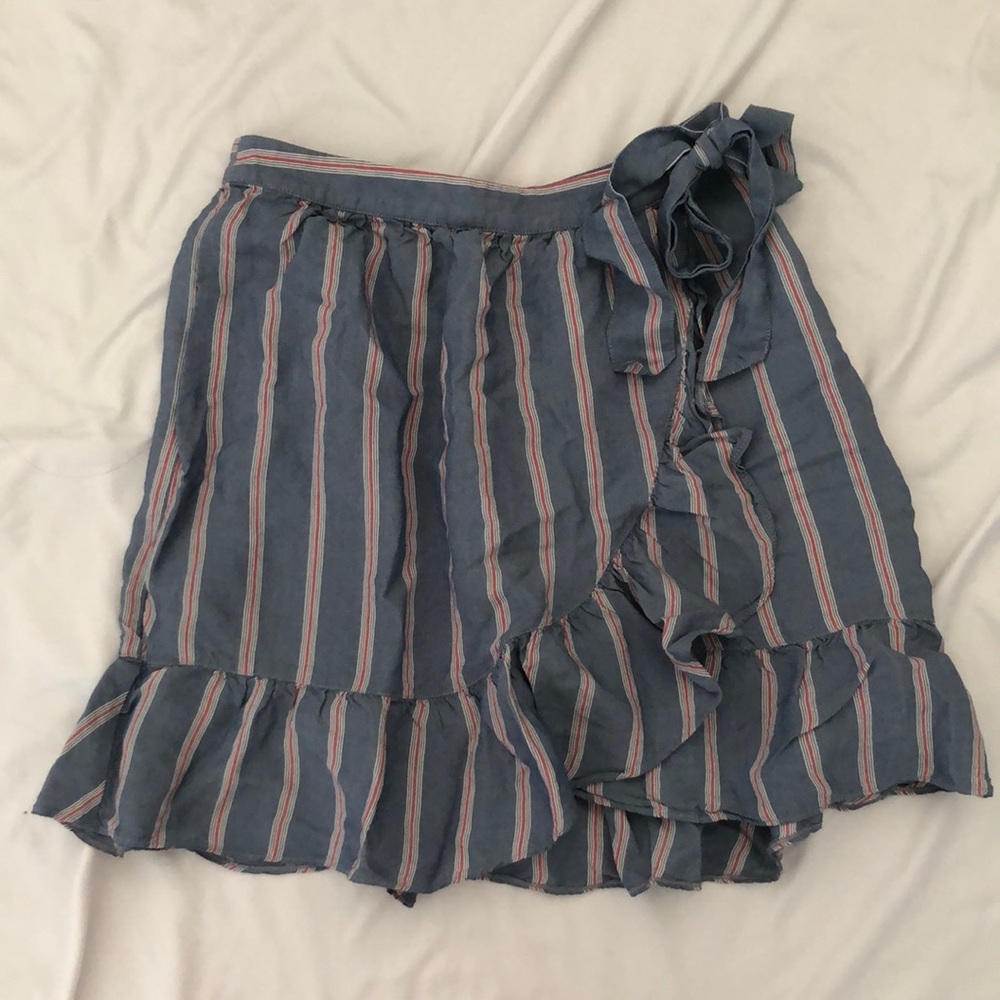NWOT abercrombie ruffle skirt